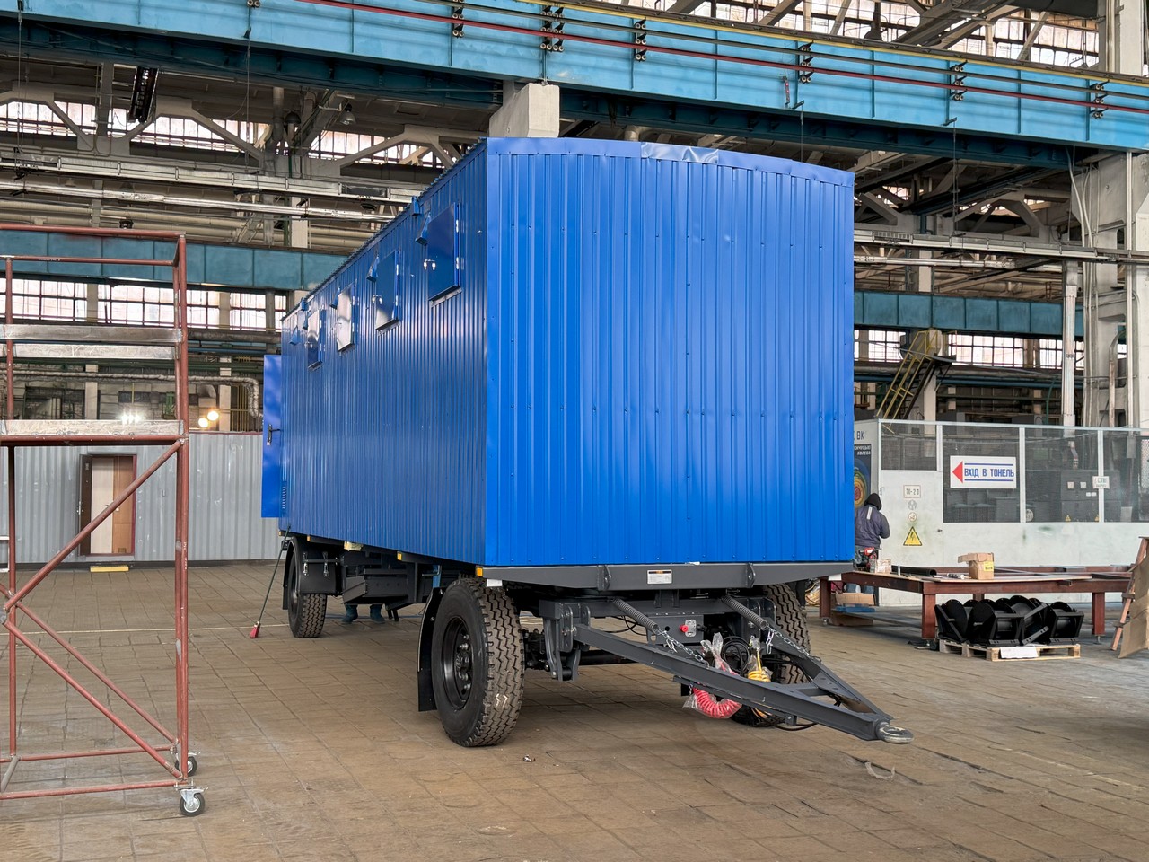 305 Вагон-побутівка на шасі 305 Вагон-побутівка на шасі