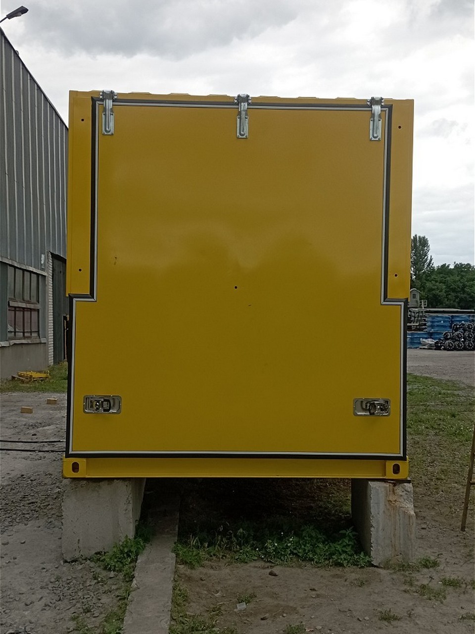 112 Мобільний зварний завод 112 Мобільний зварний завод