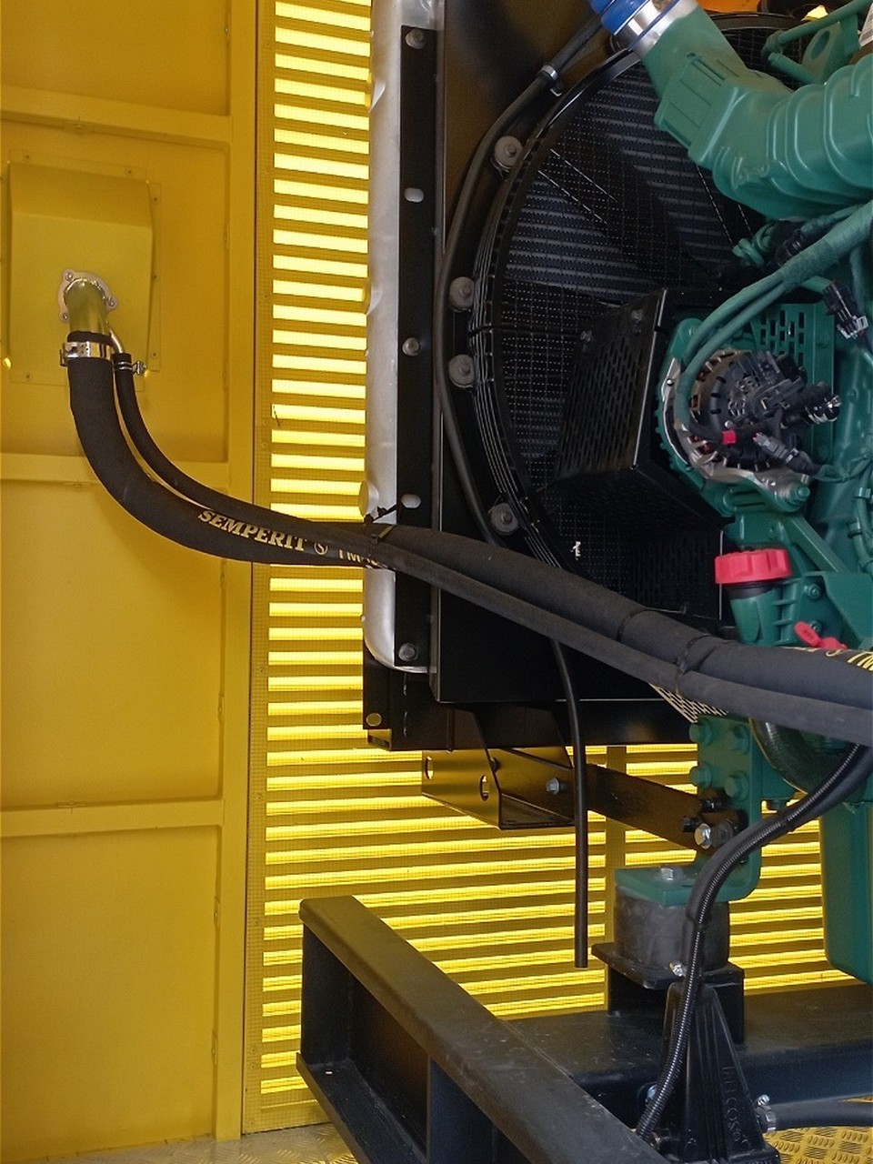 112 Мобільний зварний завод 112 Мобільний зварний завод