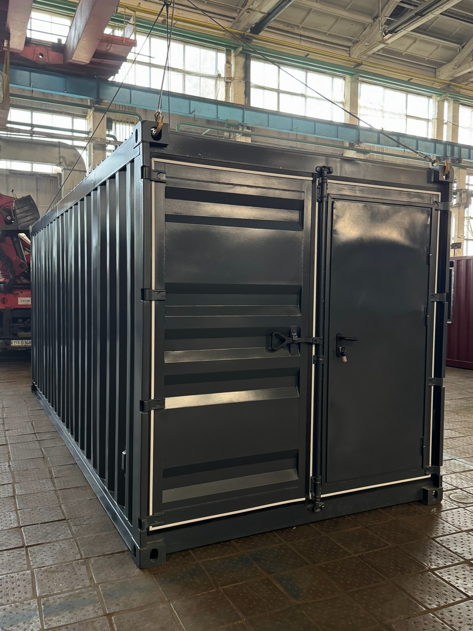 Модульний склад зі стелажами Модульний склад зі стелажами